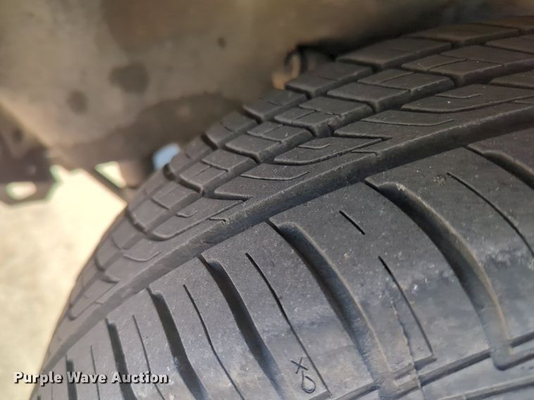 image for item OD9183 1995 Nissan pickup truck