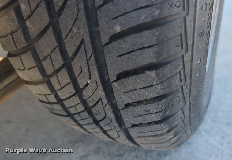 image for item OD9183 1995 Nissan pickup truck