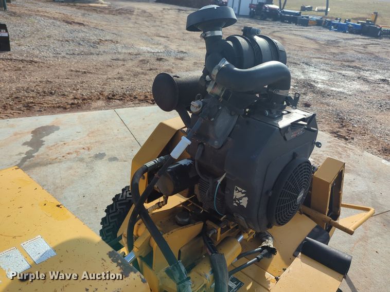 image for item OD9210 2004 Vermeer SC252 stump grinder