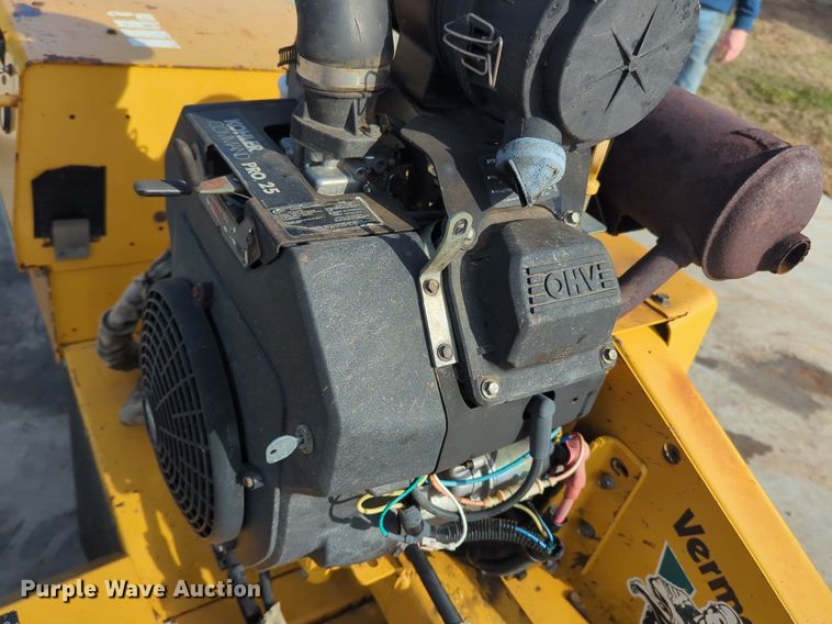 image for item OD9210 2004 Vermeer SC252 stump grinder