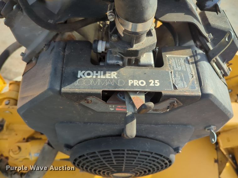 image for item OD9210 2004 Vermeer SC252 stump grinder