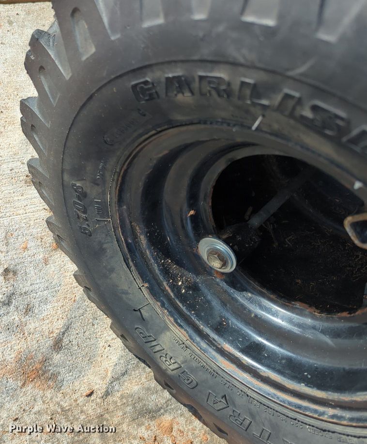 image for item OD9210 2004 Vermeer SC252 stump grinder