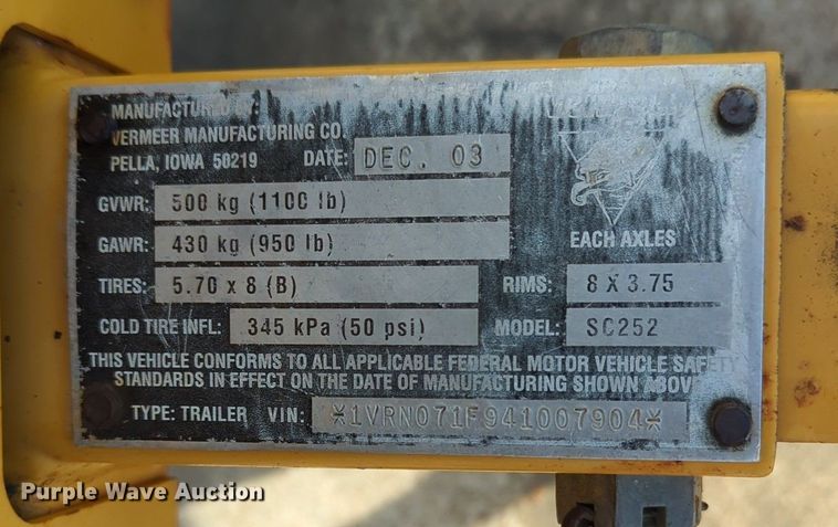 image for item OD9210 2004 Vermeer SC252 stump grinder