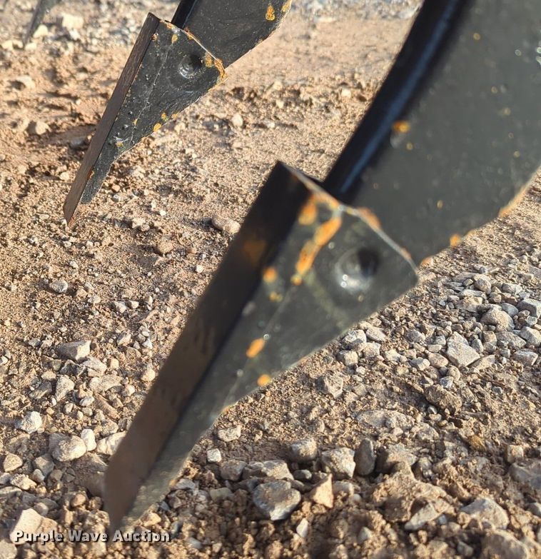 image for item OD9213 2023 Wolverine RPR-12-72W skid steer ripper