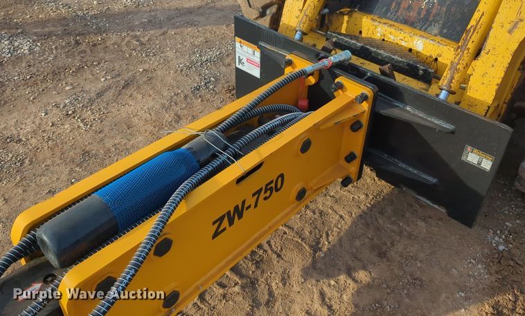 image for item OD9216 2023 Wolverine CB-11-750F  skid steer breaker