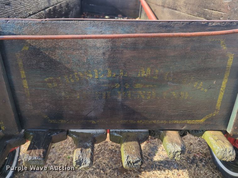 image for item OD9220 Buckboard wagon 