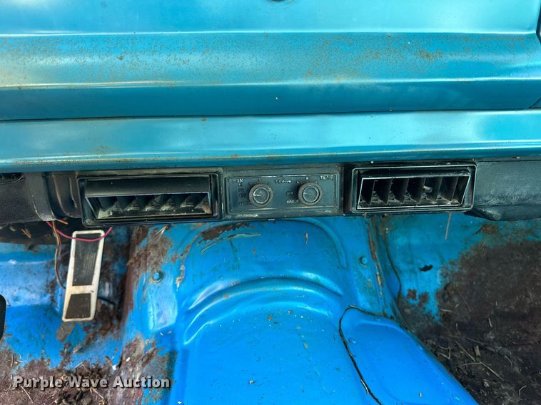 image for item OD9783 1977 Jeep Cherokee Chief SUV