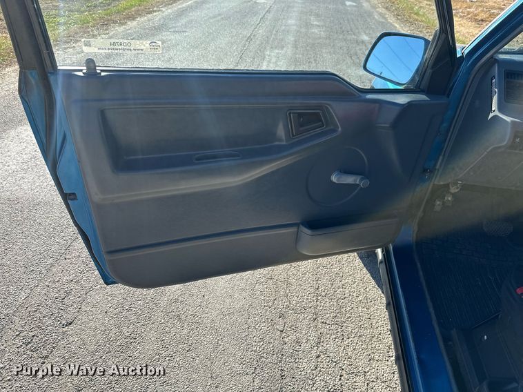 image for item OD9784 1991 Geo Tracker SUV