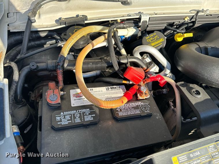 image for item OD9934 2008 Ford  E350 Super Duty shuttle bus