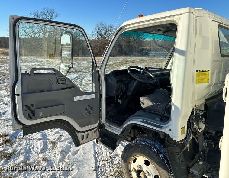 image for item OD9947 2007 GMC W4500 box truck