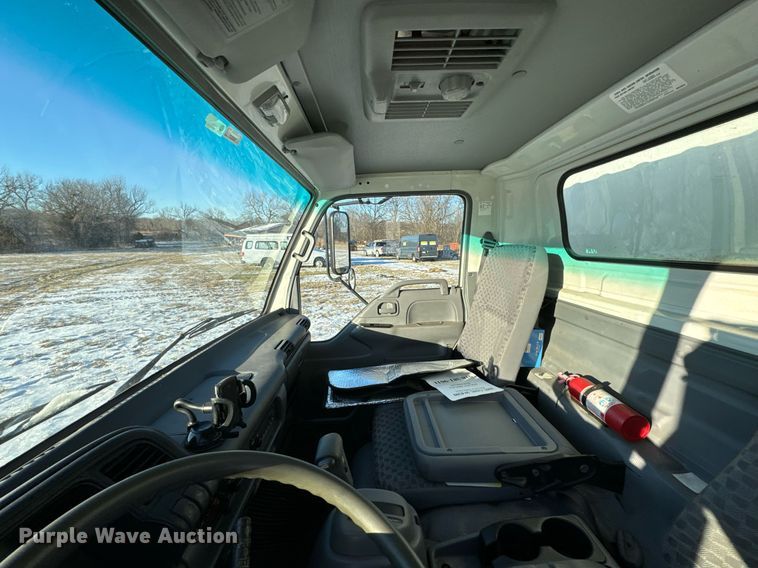 image for item OD9947 2007 GMC W4500 box truck