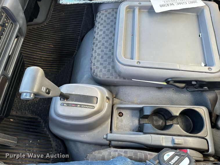 image for item OD9947 2007 GMC W4500 box truck