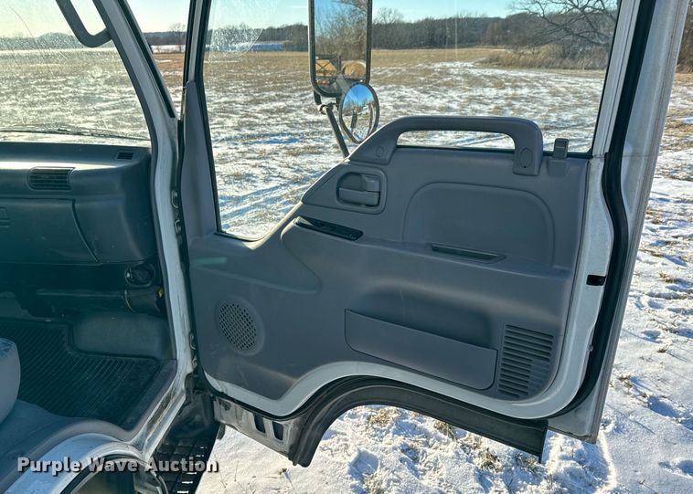 image for item OD9947 2007 GMC W4500 box truck