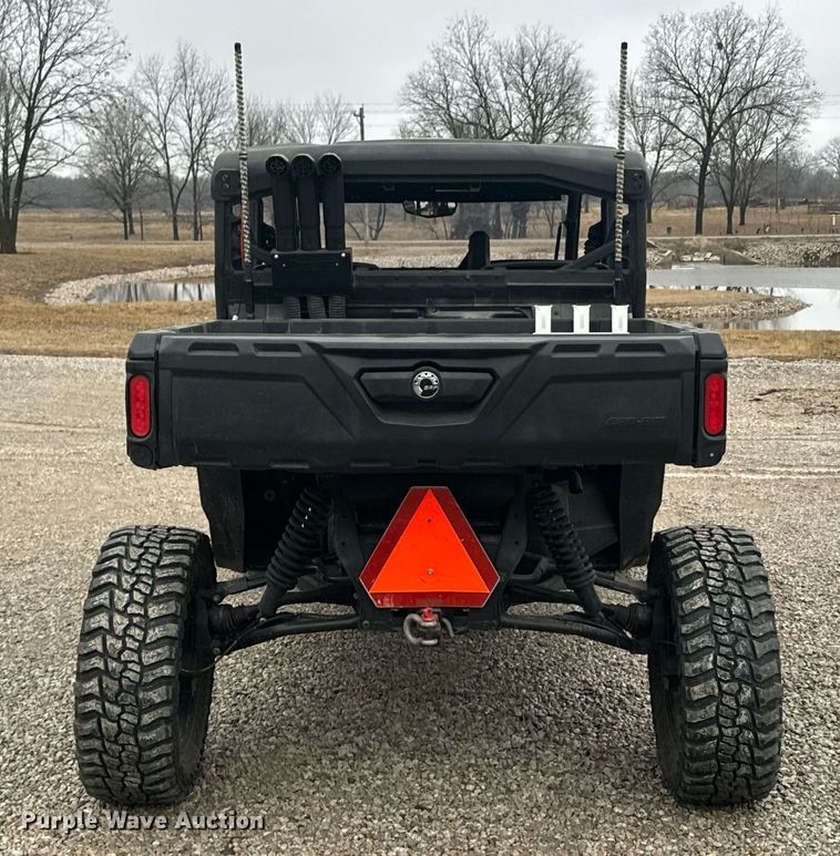 image for item OD9973 2019 Can-Am Defender HD10 utility vehicle