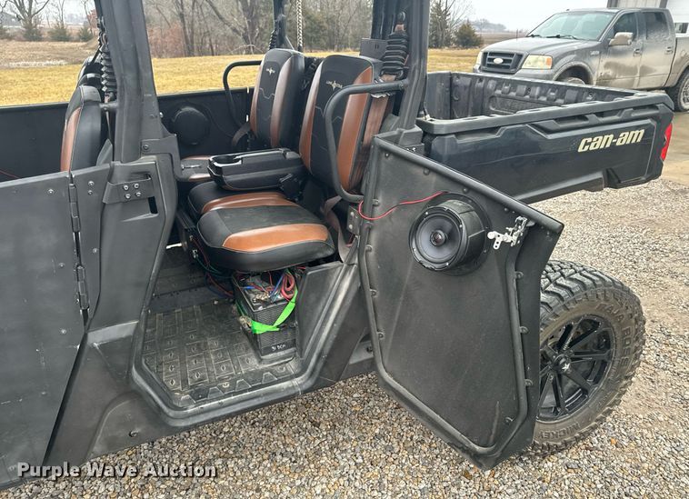 image for item OD9973 2019 Can-Am Defender HD10 utility vehicle