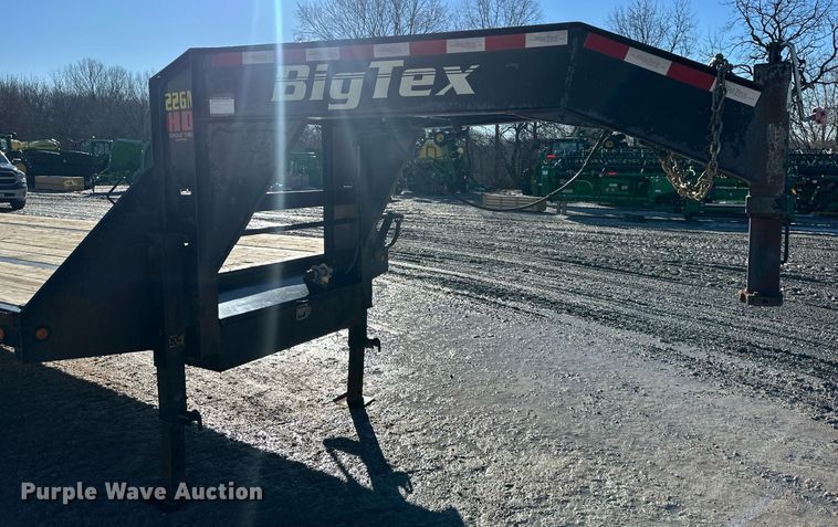 image for item OF9233 2019 BigTex 22GNHD equipment trailer