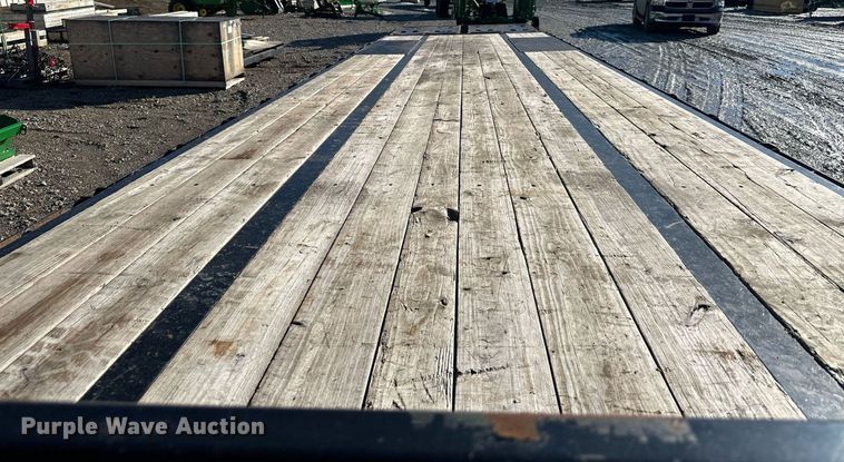 image for item OF9233 2019 BigTex 22GNHD equipment trailer