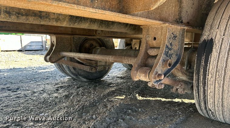image for item OF9233 2019 BigTex 22GNHD equipment trailer