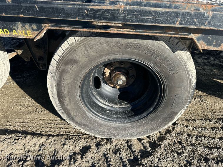 image for item OF9233 2019 BigTex 22GNHD equipment trailer