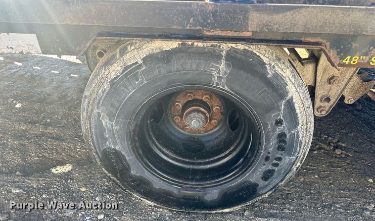 image for item OF9233 2019 BigTex 22GNHD equipment trailer