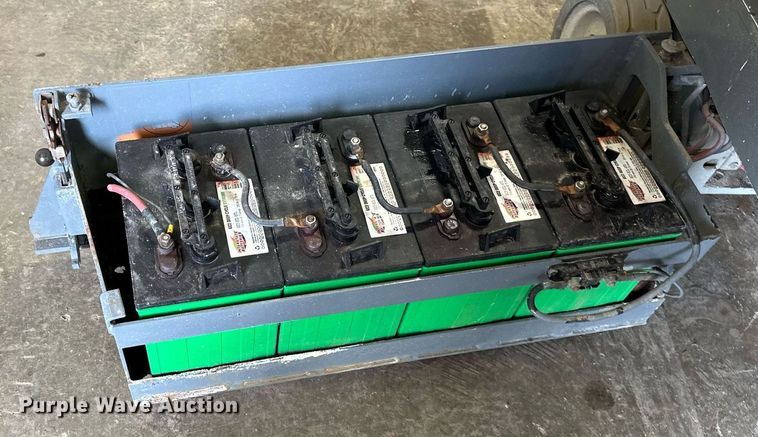 image for item OF9237 Skyjack SJIII 3219 scissor lift