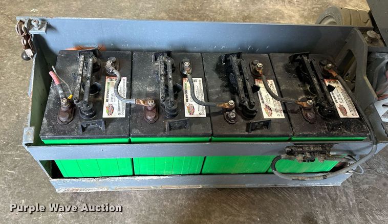 image for item OF9237 Skyjack SJIII 3219 scissor lift