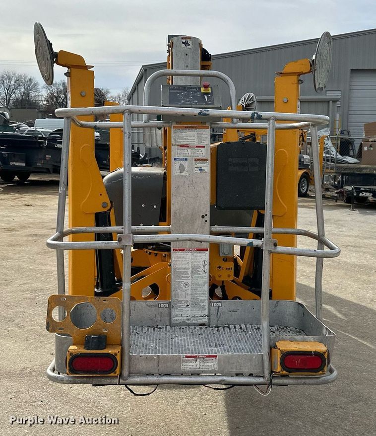 image for item OF9239 2018 Haulotte 4527A boom lift