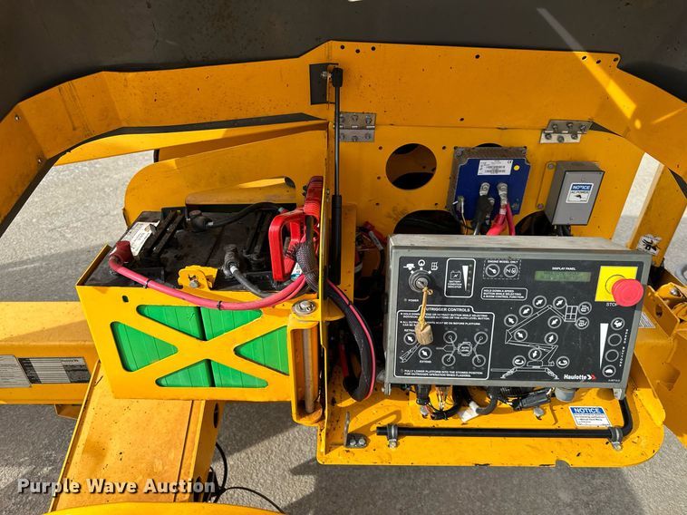 image for item OF9239 2018 Haulotte 4527A boom lift