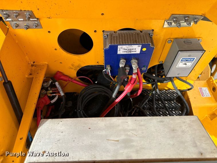 image for item OF9239 2018 Haulotte 4527A boom lift