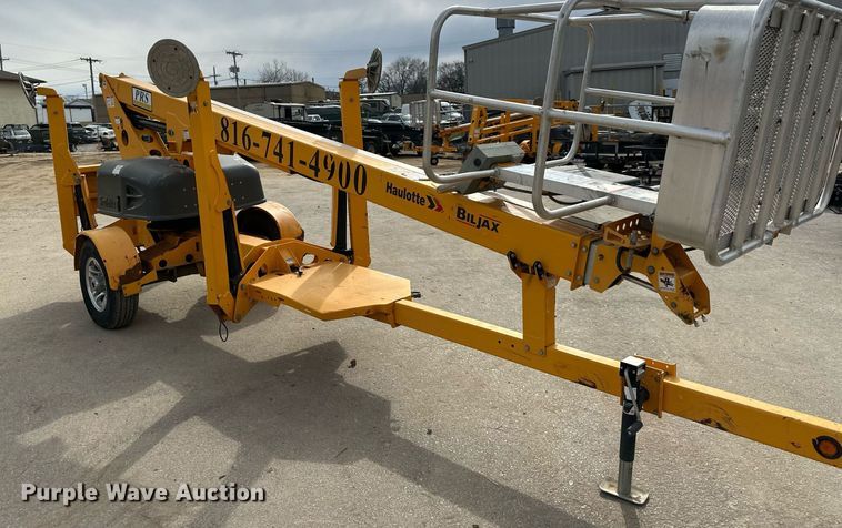 image for item OF9242 2014 Haulotte  3632T boom lift
