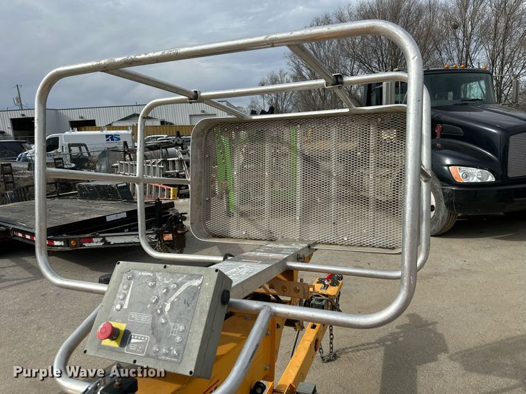 image for item OF9242 2014 Haulotte  3632T boom lift