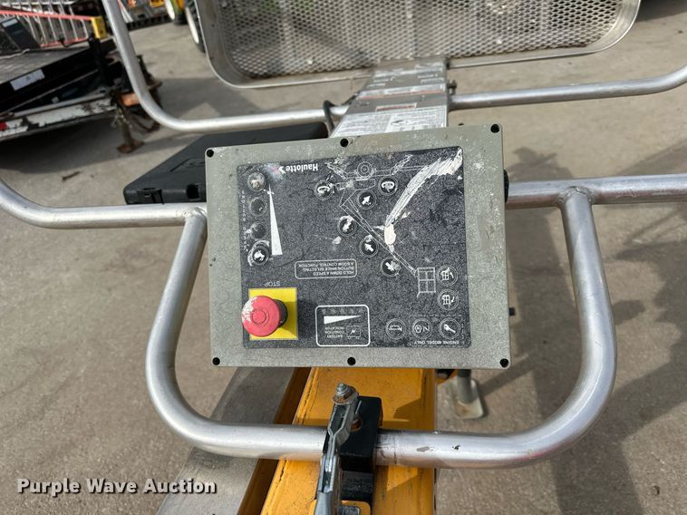 image for item OF9242 2014 Haulotte  3632T boom lift