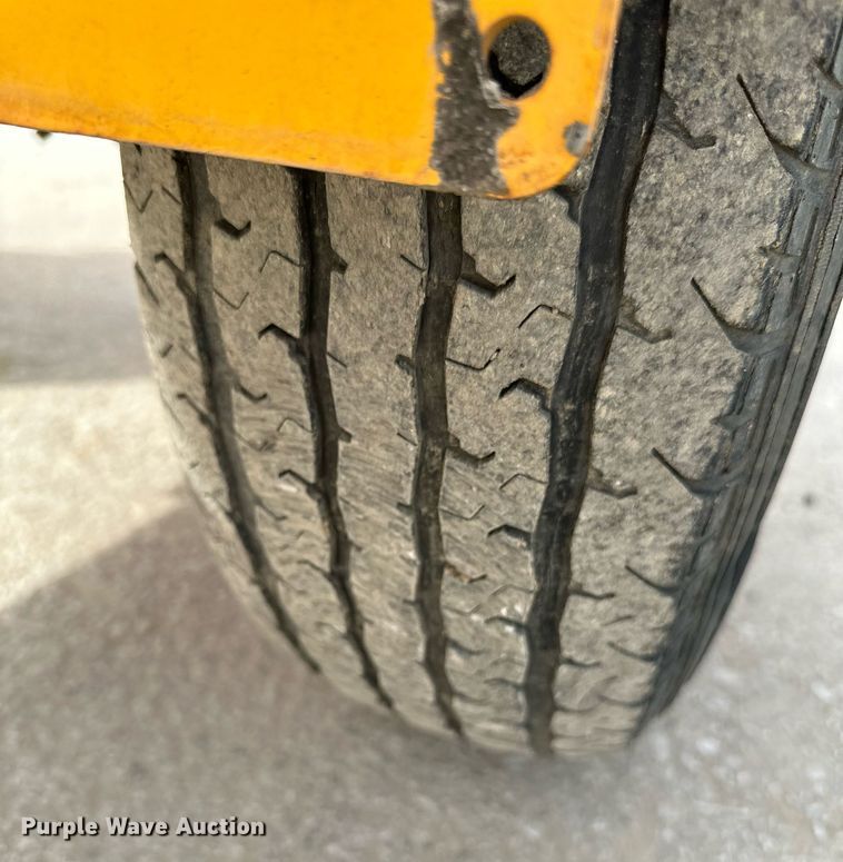 image for item OF9242 2014 Haulotte  3632T boom lift