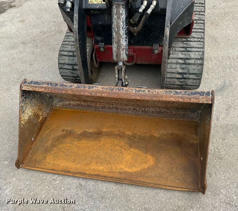 image for item OF9245 2018 Toro TX1000 compact utility loader