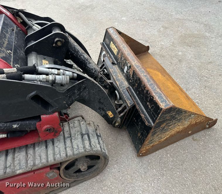 image for item OF9245 2018 Toro TX1000 compact utility loader