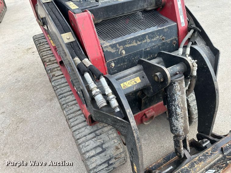 image for item OF9245 2018 Toro TX1000 compact utility loader