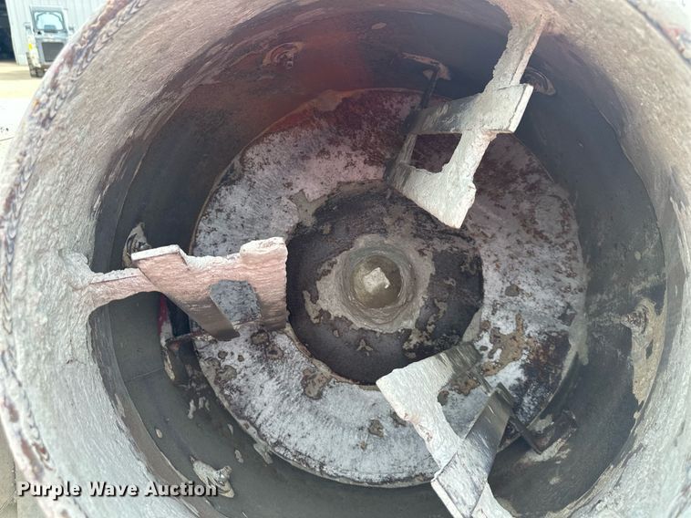 image for item OF9251 2015 toro TCM-658H concrete mixer