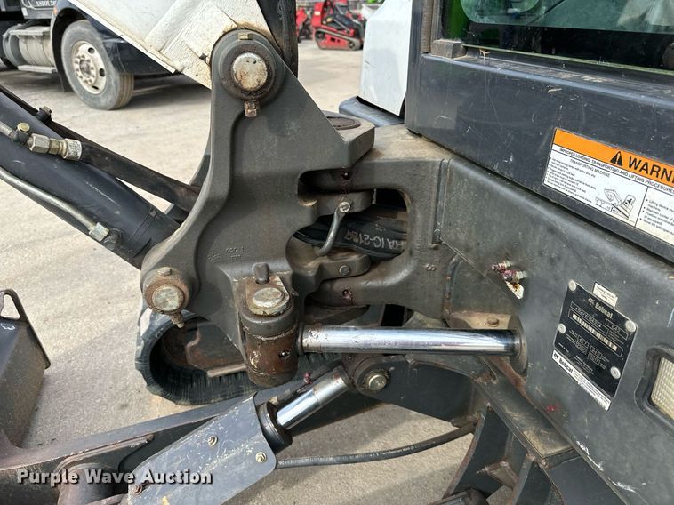 image for item OF9252 2017 Bobcat E42 mini excavator