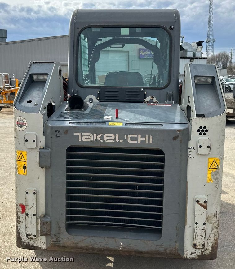 image for item OF9254 2018 Takeuchi TL8 tracked skid steer loader