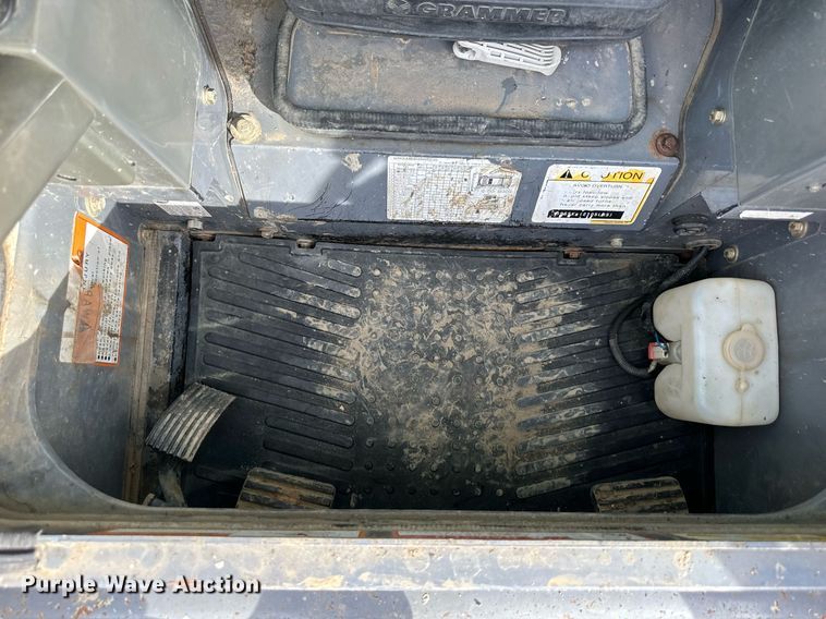 image for item OF9254 2018 Takeuchi TL8 tracked skid steer loader