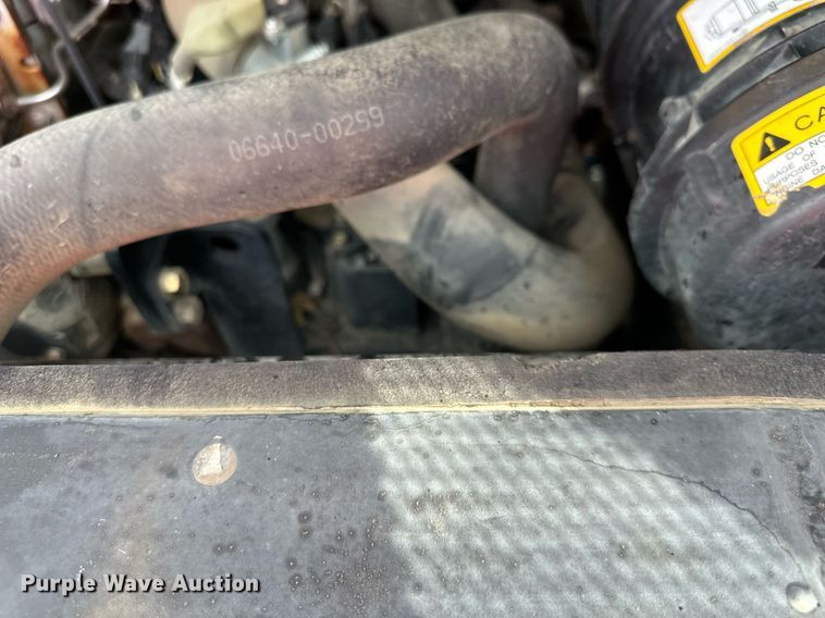 image for item OF9254 2018 Takeuchi TL8 tracked skid steer loader