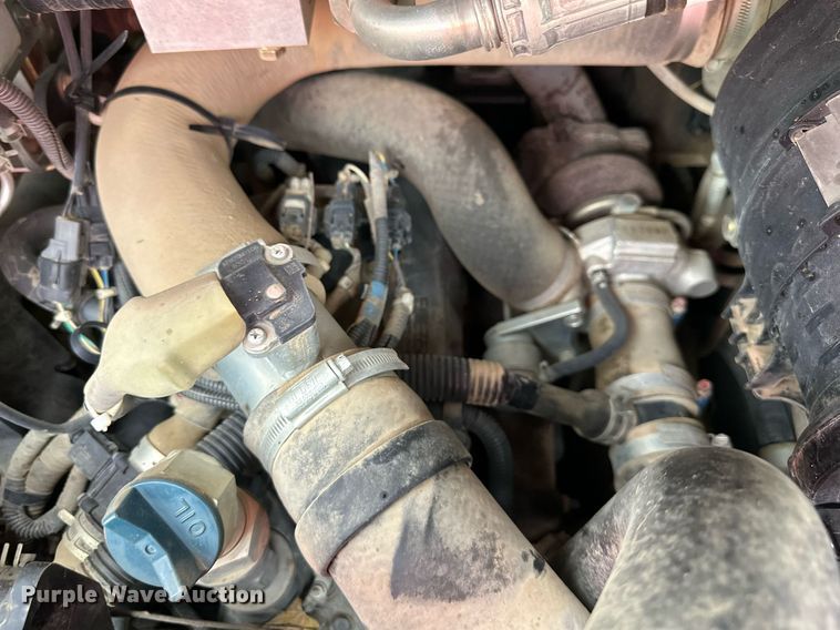 image for item OF9254 2018 Takeuchi TL8 tracked skid steer loader