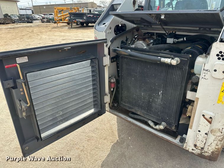 image for item OF9254 2018 Takeuchi TL8 tracked skid steer loader