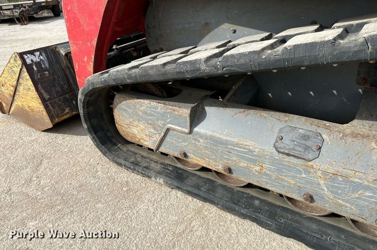 image for item OF9254 2018 Takeuchi TL8 tracked skid steer loader