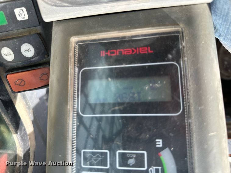 image for item OF9254 2018 Takeuchi TL8 tracked skid steer loader