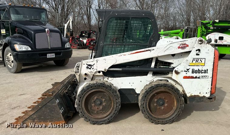 image for item OF9255 2015 Bobcat  S550 skid steer loader