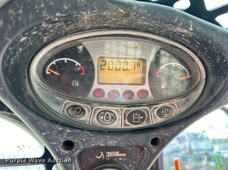 image for item OF9255 2015 Bobcat  S550 skid steer loader