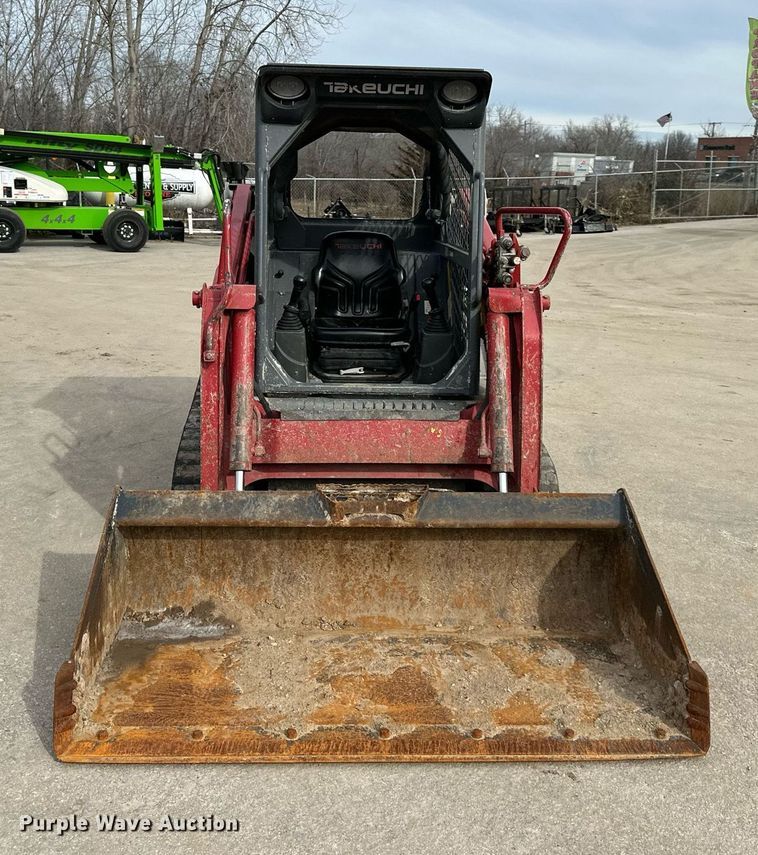 image for item OF9257 2018 Takeuchi TL6R tracked skid steer loader