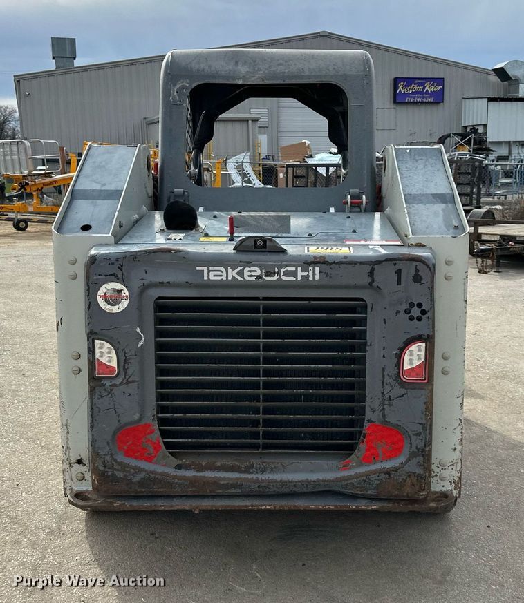 image for item OF9257 2018 Takeuchi TL6R tracked skid steer loader