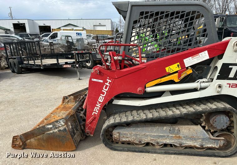 image for item OF9257 2018 Takeuchi TL6R tracked skid steer loader